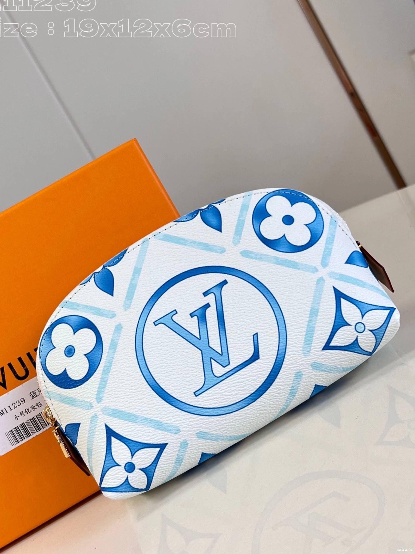 WIS Louis Pochette PM Vuitton Cosmétique 0312